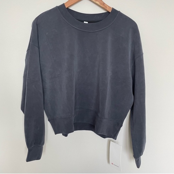 NWT Lululemon Perfectly Oversized Cropped Crew *Softstreme Black Size 2